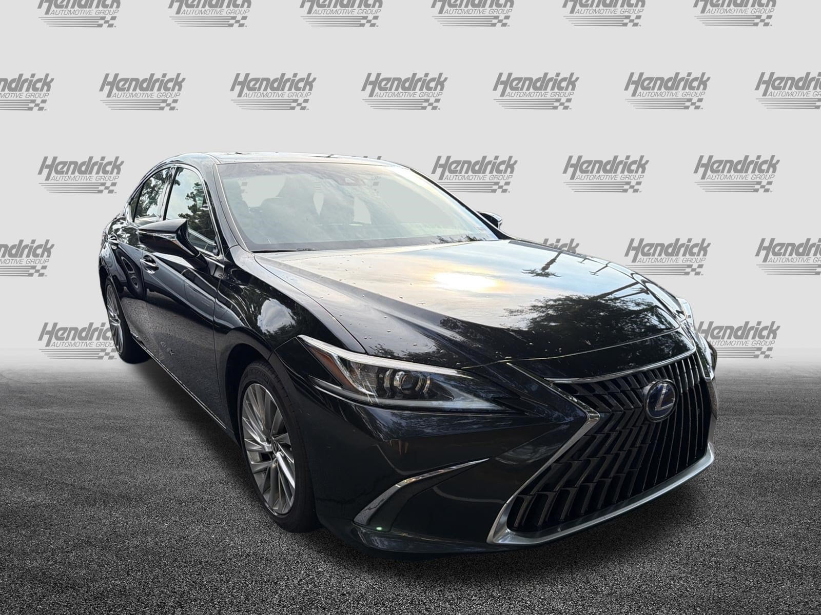 lexus es hybrid 2022 58AEA1C15NU014073 image lexus es hybrid 2022 58AEA1C15NU014073 image